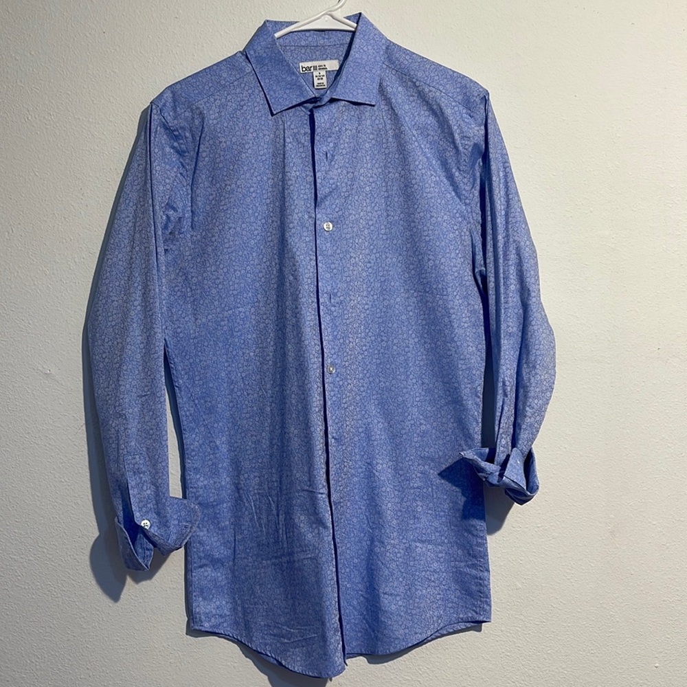 Bar III slim fit dress shirt size small